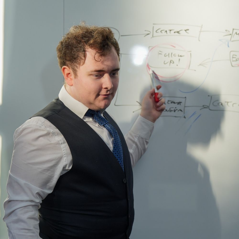 Feldon Haynes teaching sales and follow-up systems